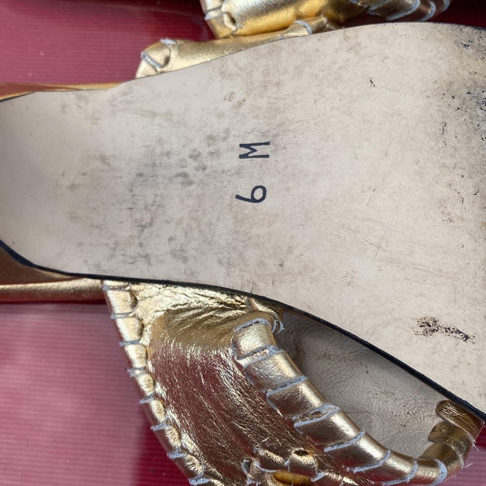 Jack Rodger beautiful gold sandals size 6 - Picture 8 of 8